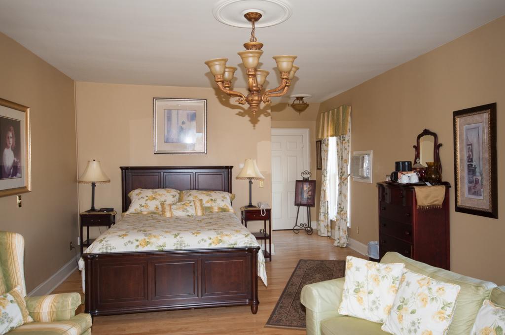 Baddeck Inlet Lynwood Inn מראה חיצוני תמונה