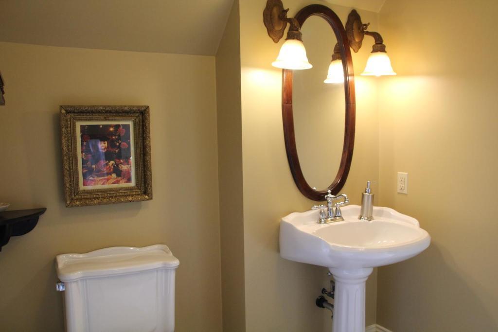 Baddeck Inlet Lynwood Inn חדר תמונה