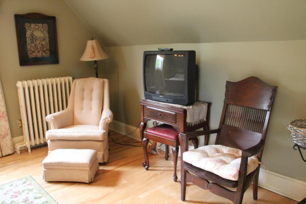 Baddeck Inlet Lynwood Inn חדר תמונה