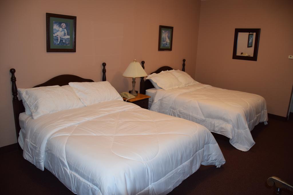 Baddeck Inlet Lynwood Inn מראה חיצוני תמונה